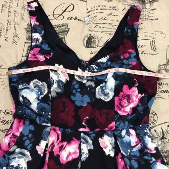 Trixxi Trendy Plus Floral-Print Fit & Flare DRESS - Picture 8 of 8